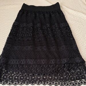 Woman’s elastic waist Elegant Black Lace Skirt